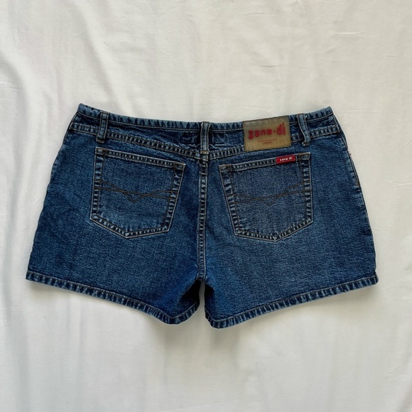 SOLD Vintage Y2K Zana Di Low Rise Mini Shorts - Picture 3 of 6